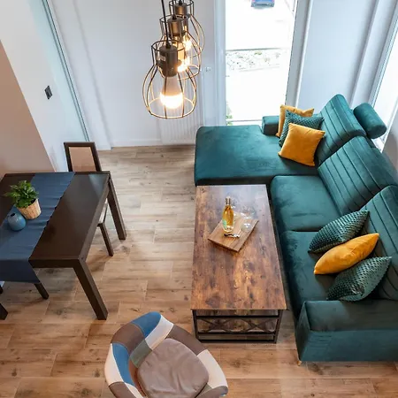 Apartment Diamentowy Premium - Wanna-2 Garaze-2 Balkony Bielsko-Biala