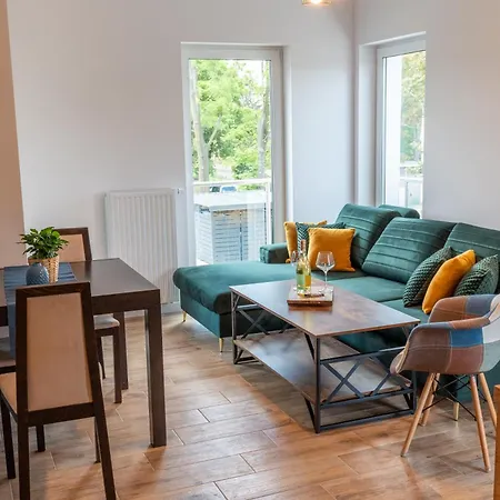 Apartment Diamentowy Premium - Wanna-2 Garaze-2 Balkony Bielsko-Biala